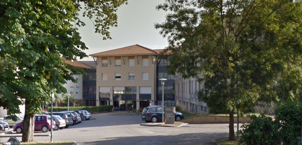 hôpital Belnay entrée bâtiment - Tournus